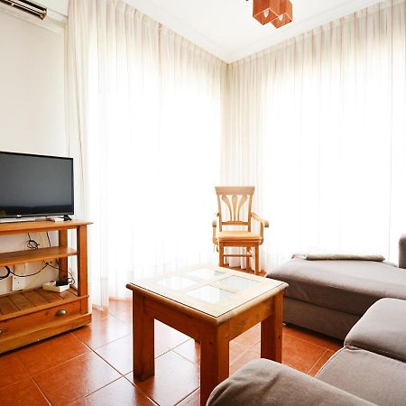 Galihost - Apartamento Con Piscina En El Centro De Sanxenxo Dış mekan fotoğraf