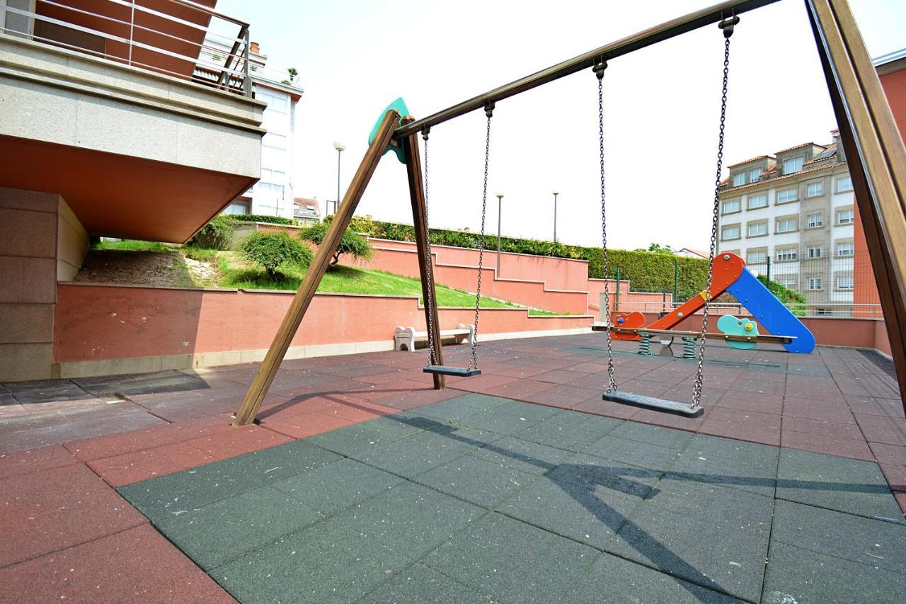 Galihost - Apartamento Con Piscina En El Centro De Sanxenxo Dış mekan fotoğraf