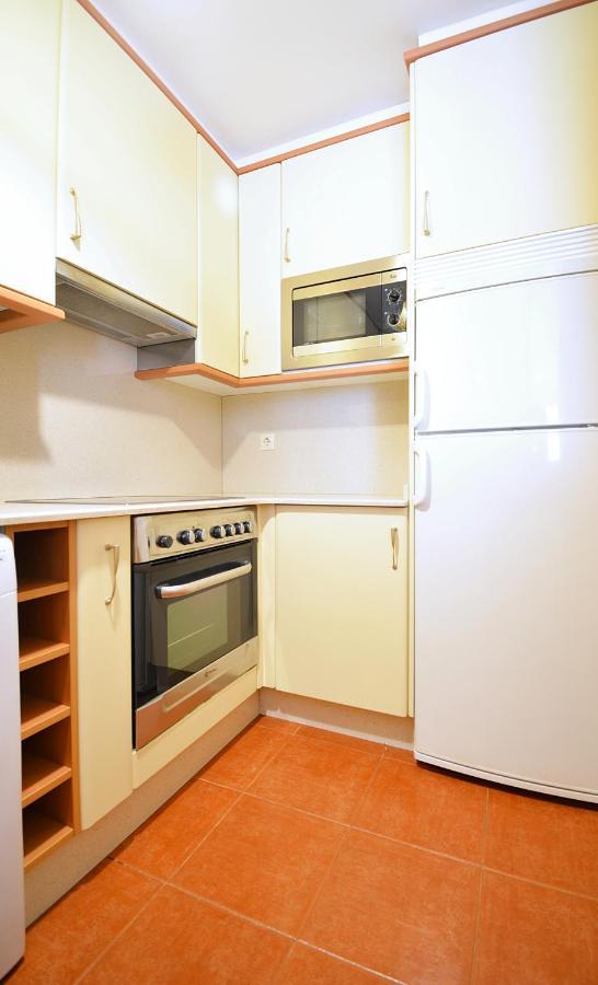 Galihost - Apartamento Con Piscina En El Centro De Sanxenxo Dış mekan fotoğraf