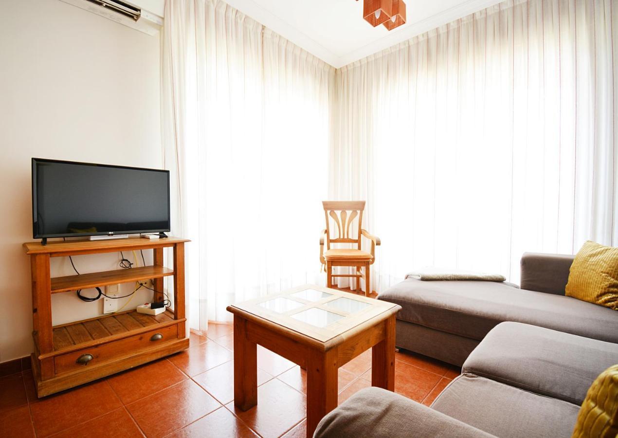 Galihost - Apartamento Con Piscina En El Centro De Sanxenxo Dış mekan fotoğraf