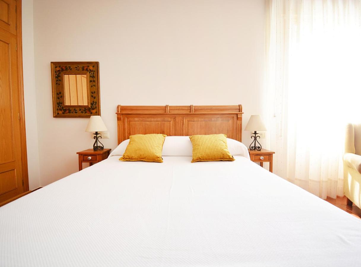 Galihost - Apartamento Con Piscina En El Centro De Sanxenxo Dış mekan fotoğraf